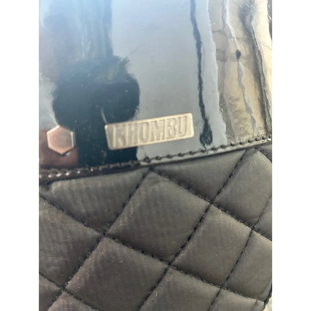 Khombu Merritt Black Quilted Patent Faux Fur Tall Winter Boots Women Size 6M